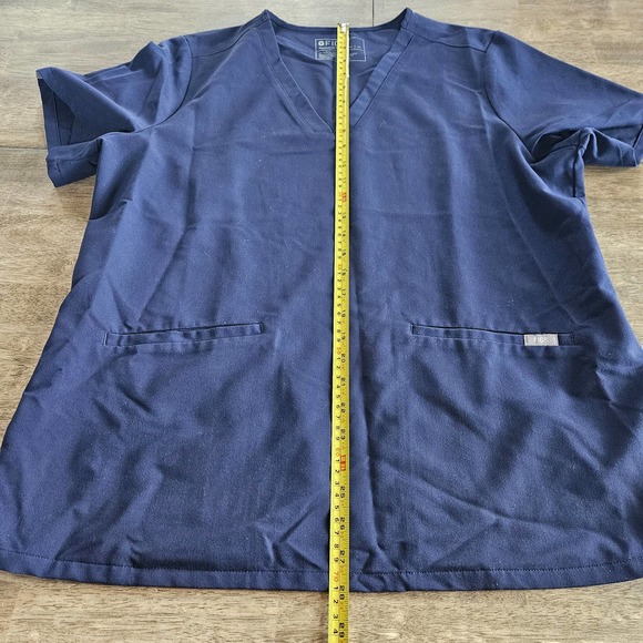 Figs Technical Collection Scrub Top Size XL Navy Blue Casma 3 Women's 2 Pockets - Picture 5 of 6
